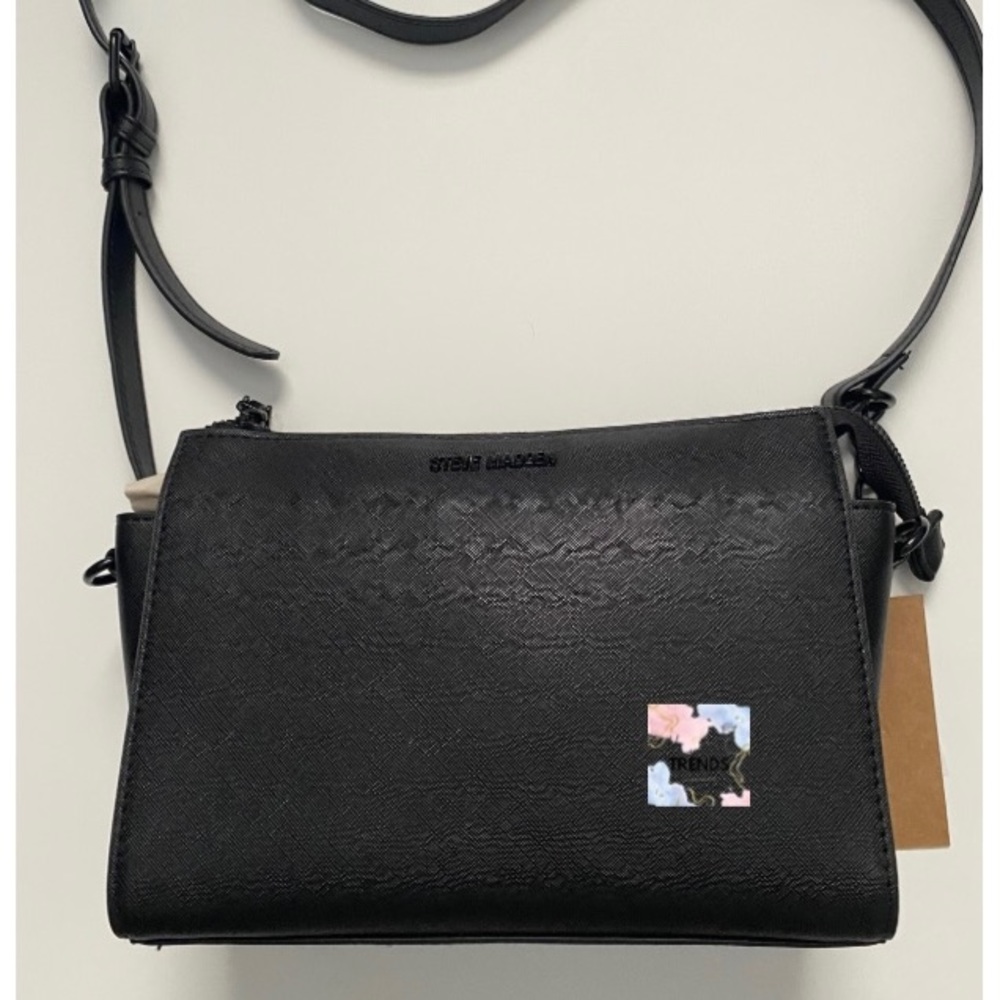 NWT Brand New Steve Madden BDaisy crossbody bag
